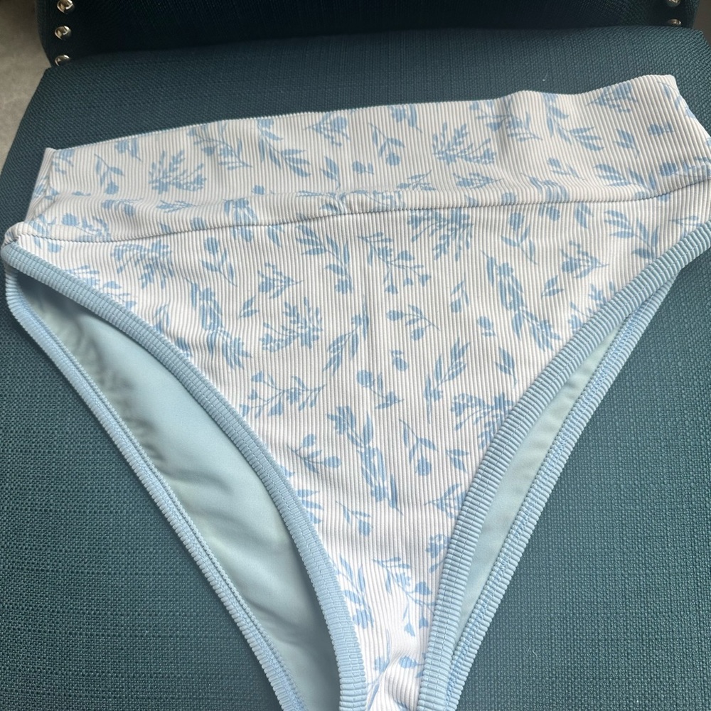 LainSnow x Megan Stokes Charleston Floral Bottom